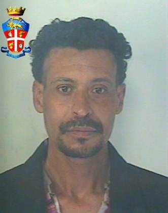 Villafranca Tirrena - Villafranca Tirrena (Me): tenta di rubare un’auto, arrestato marocchino